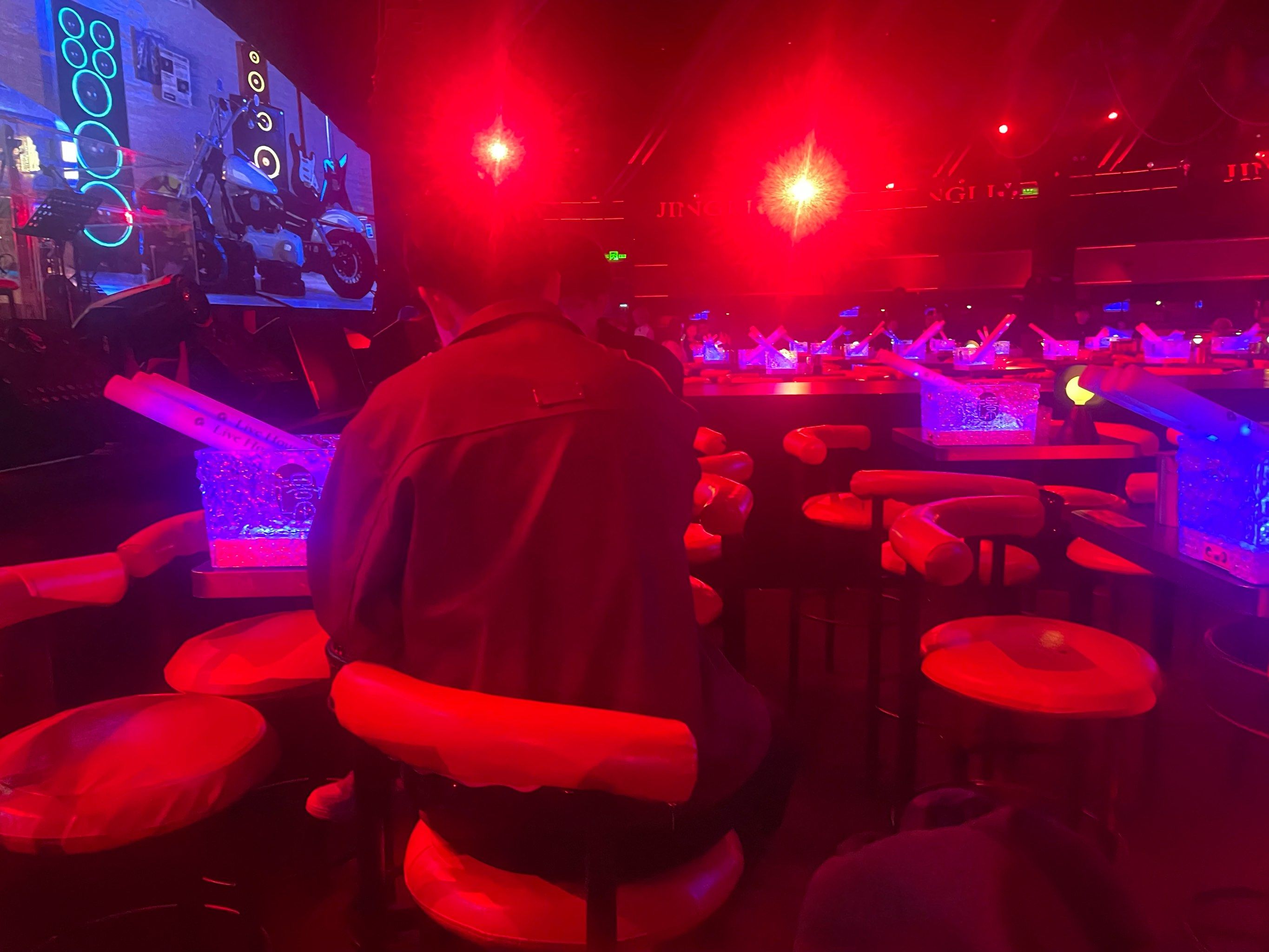 郴州商务ktv中低端差异-苏仙区ktv预定